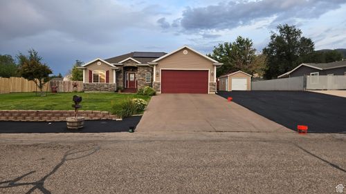 4652 N Marshal Trl, Enoch, UT, 84721-9601 | Card Image