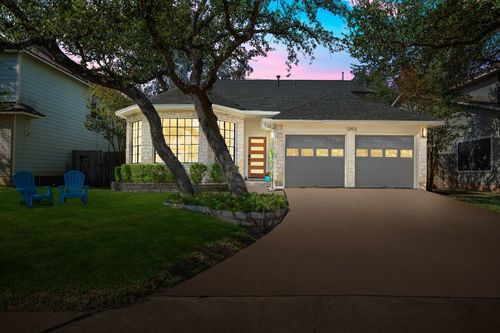 13102 Amarillo Ave, Austin, TX, 78729-7539 | Card Image