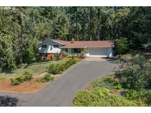 7260 Nw Valley View Dr, Corvallis, OR, 97330-9747 | Card Image