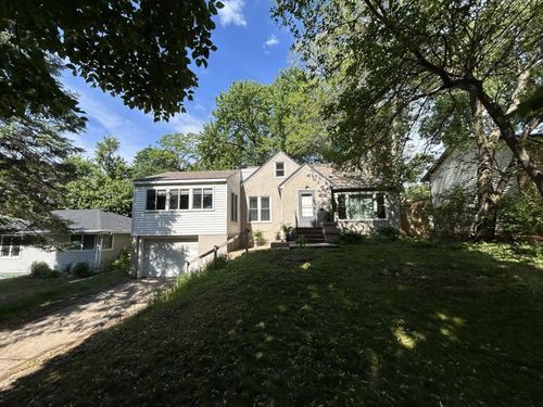 1233 Maywood St, Saint Paul, MN, 55117-4133 | Card Image