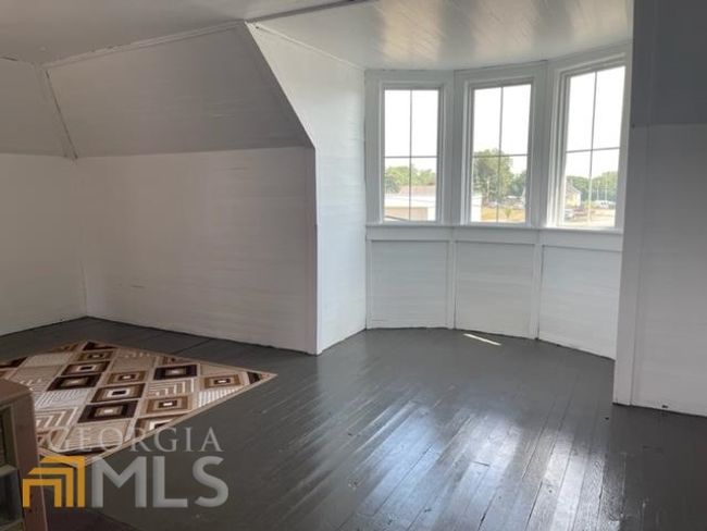 207 E Thompson St, House other with 4 bedrooms, 3 bathrooms and null parking in thomaston GA | Image 33