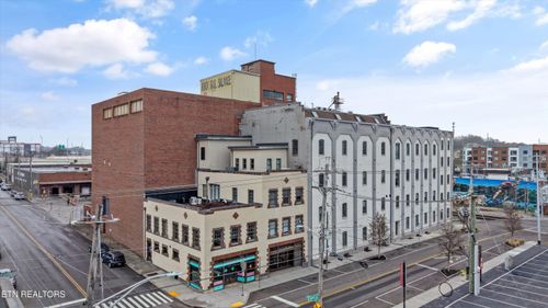 309-222 N Central St, Knoxville, TN, 37917-7546 | Card Image