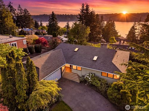 15419 62nd Ave Ne, Kenmore, WA, 98028-4306 | Card Image