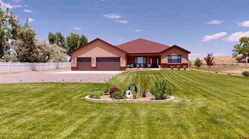 2965 Locust Rd, Montrose, CO, 81401-5875 | Card Image