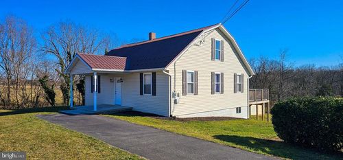 3742 Hill Road, GREENCASTLE, PA, 17225 | Card Image