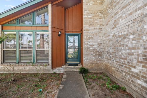 8118 Vista Del Sol Dr, Houston, TX, 77083-5435 | Card Image