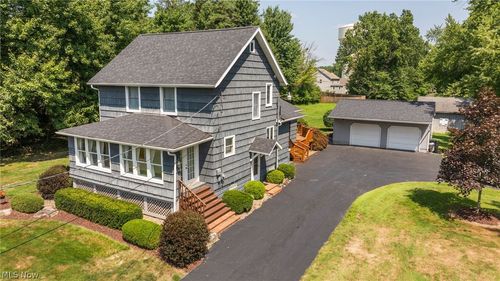 2855 Niles Vienna Rd, Niles, OH, 44446-4406 | Card Image
