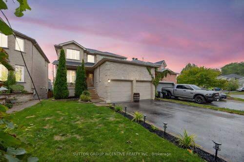 4 Dunnett Dr, Barrie, ON, L4N0H8 | Card Image