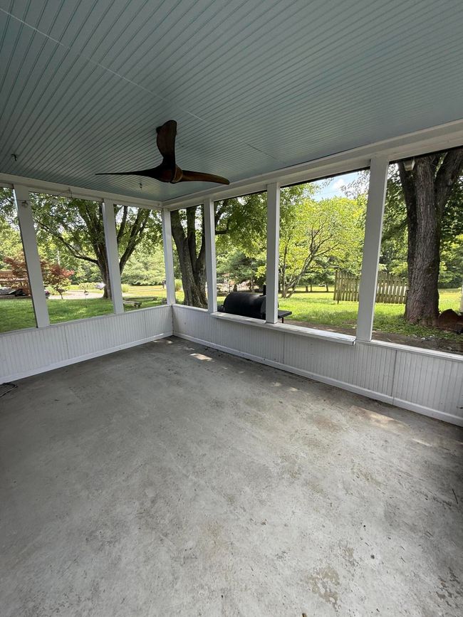 230 S Loop Dr, House other with 3 bedrooms, 2 bathrooms and null parking in Stanford KY | Image 17