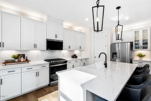 15 Scarlet Sage Dr, Fuquay Varina, NC, 27526-1400 | Card Image