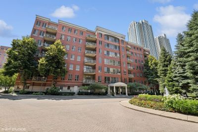 701 - 400 N Clinton Street, Condo with 2 bedrooms, 2 bathrooms and 1 parking in Chicago IL | Image 1