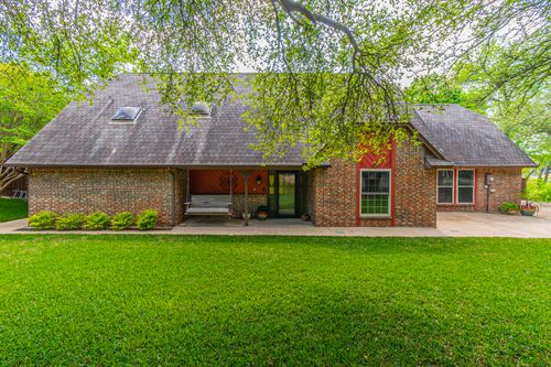127 Nicklaus Nook, Lancaster, TX, 75146-3601 | Card Image