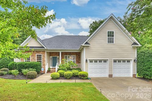 713 Trailhead Ln, Fort Mill, SC, 29708-8092 | Card Image