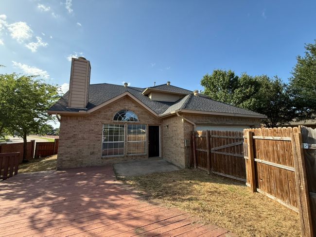 1093 Keeson Trl, House other with 4 bedrooms, 3 bathrooms and null parking in Lewisville TX | Image 26