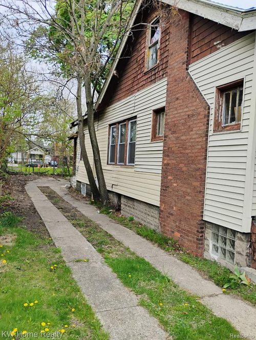 12749 Washburn St, Detroit, MI, 48238-3059 | Card Image