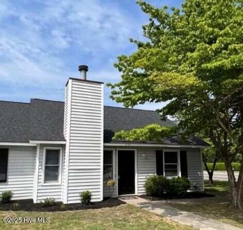 2123 E 4th St, Greenville, NC, 27858-1612 | Card Image