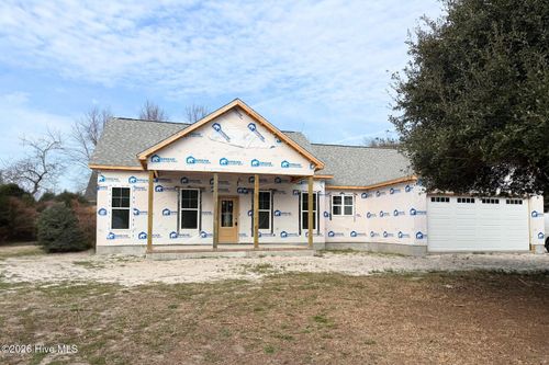 6098 Turtlewood Dr, Southport, NC, 28461-3152 | Card Image