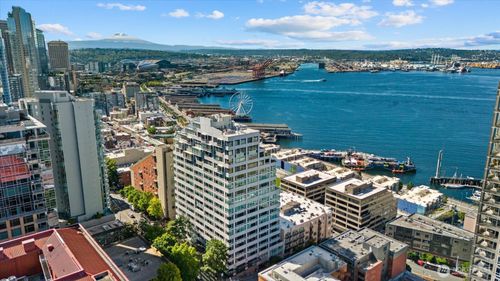 c4-2021 1st Ave, Seattle, WA, 98121-2135 | Card Image
