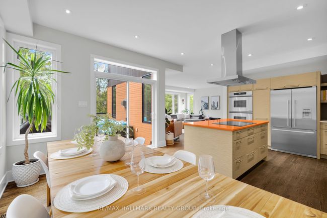 3311 Barlow Cres, House other with 3 bedrooms, 4 bathrooms and 6 parking in Dunrobin ON | Image 11
