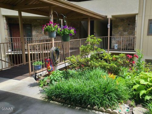 303-224 Woodland Rd, Gatlinburg, TN, 37738-5883 | Card Image