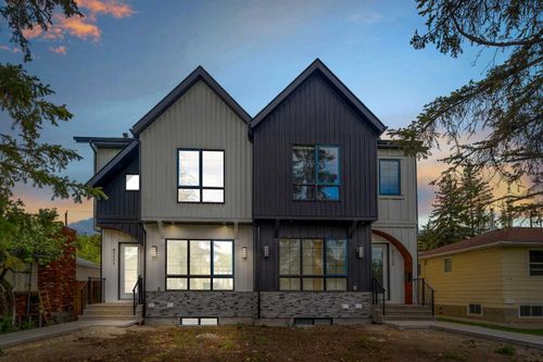 8731 34 Ave Nw, Calgary, AB, T3B1R6 | Card Image