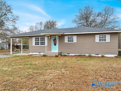 5831 Hollypond Road, House other with 3 bedrooms, 1 bathrooms and null parking in Cullman AL | Image 1