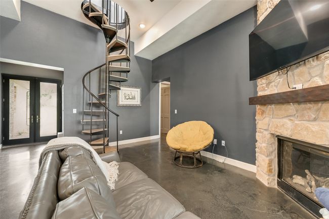 8310 Old Springtown Rd, House other with 4 bedrooms, 3 bathrooms and null parking in Springtown TX | Image 12