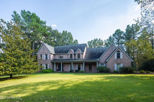 12965 Whispering Pines Dr, Olive Branch, MS, 38654-5991 | Card Image