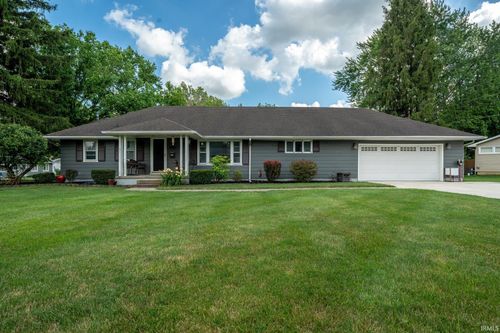 401 W Third St, Fairmount, IN, 46928-1623 | Card Image