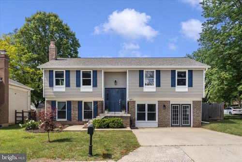 1 Warrior Brook Ct, GERMANTOWN, MD, 20874-1474 | Card Image
