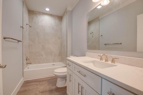 325 Pirates Rd, Little Torch Key, FL, 33042-5541 | Card Image