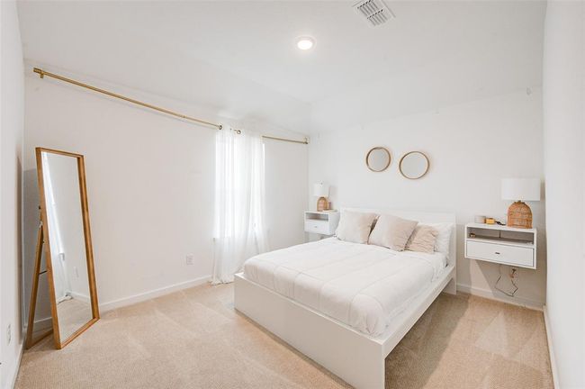 Secondary Bedroom | Image 38