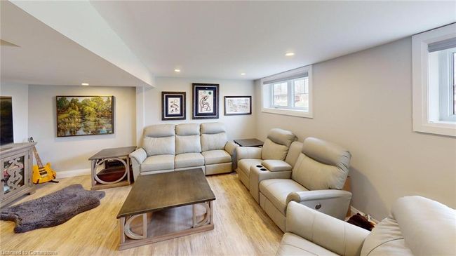 12 Pinewood Ave, House other with 2 bedrooms, 2 bathrooms and 6 parking in Grimsby ON | Image 18