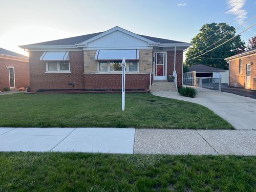 11036 Shaw St, Westchester, IL, 60154-4132 | Card Image