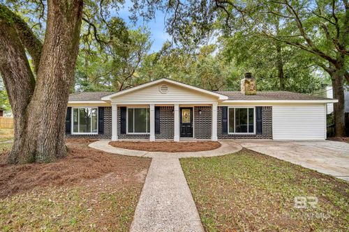 604 E Skyline Drive, Mobile, AL, 36609 | Card Image