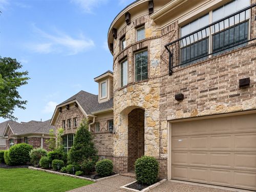 801 Donelson Dr, Mckinney, TX, 75071-6327 | Card Image