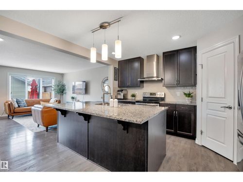 22220 88 Ave Nw, Edmonton, AB, T5T7H2 | Card Image