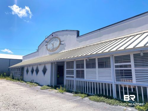 27121 Canal Rd, Orange Beach, AL, 36561-3982 | Card Image