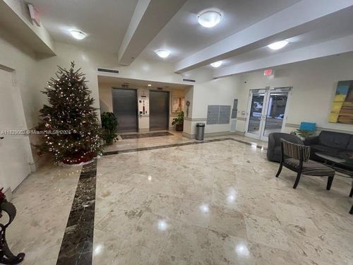 apt-501-2400 Sw 27th Ave, Miami, FL, 33145-3643 | Card Image