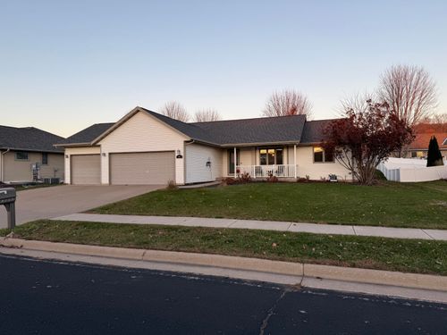 1907 Viking Ave, Holmen, WI, 54636-8626 | Card Image