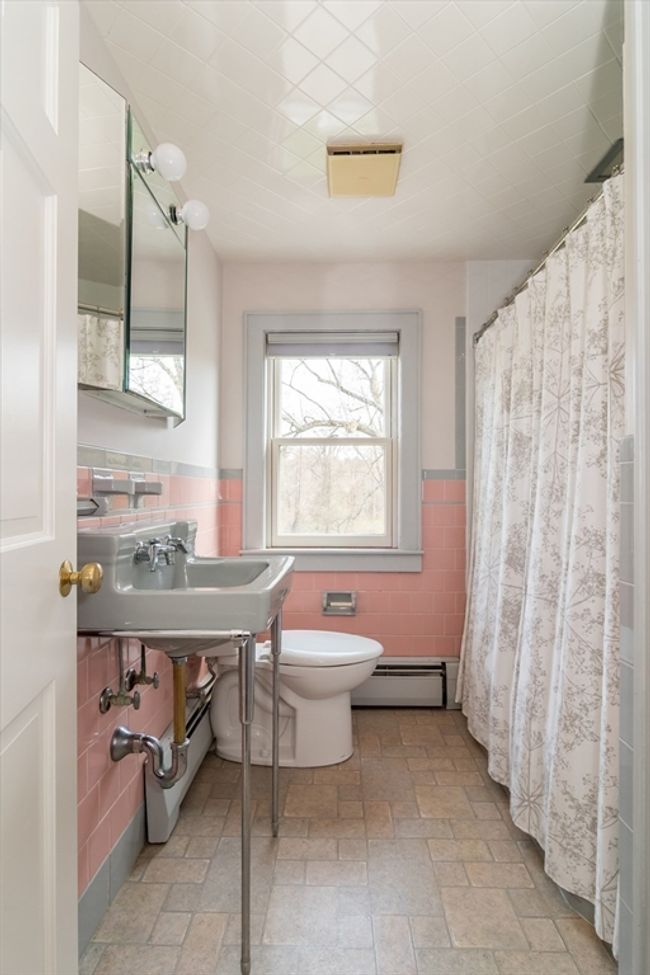 431 Clapboardtree St, House other with 4 bedrooms, 3 bathrooms and 6 parking in Westwood MA | Image 20