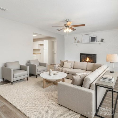 1041 Crowders Creek Rd, Gastonia, NC, 28052-9449 | Card Image