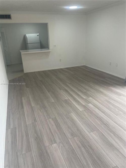 apt-202-7765 Sw 86th St, Miami, FL, 33143-7219 | Card Image
