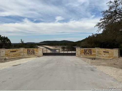 Lot 29 Private Dr, Castroville, TX, 78009 | Card Image