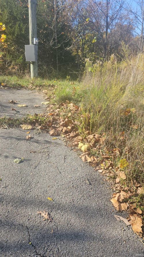 8253 State Road 43, Bloomington, IN, 47404-9192 | Card Image