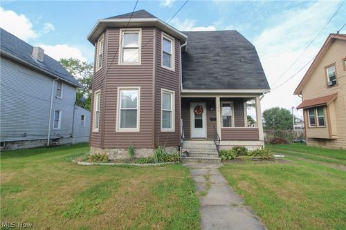 146 Charles Ave Se, Warren, OH, 44483-5902 | Card Image