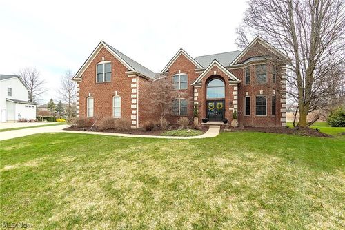 20208 E Donegal Lane, Strongsville, OH, 44149 | Card Image