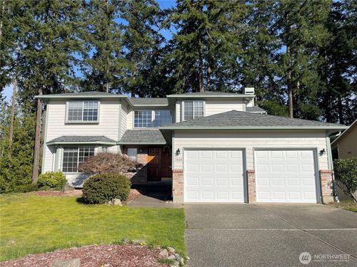 7016 Osprey Cir, Bremerton, WA, 98312-8852 | Card Image