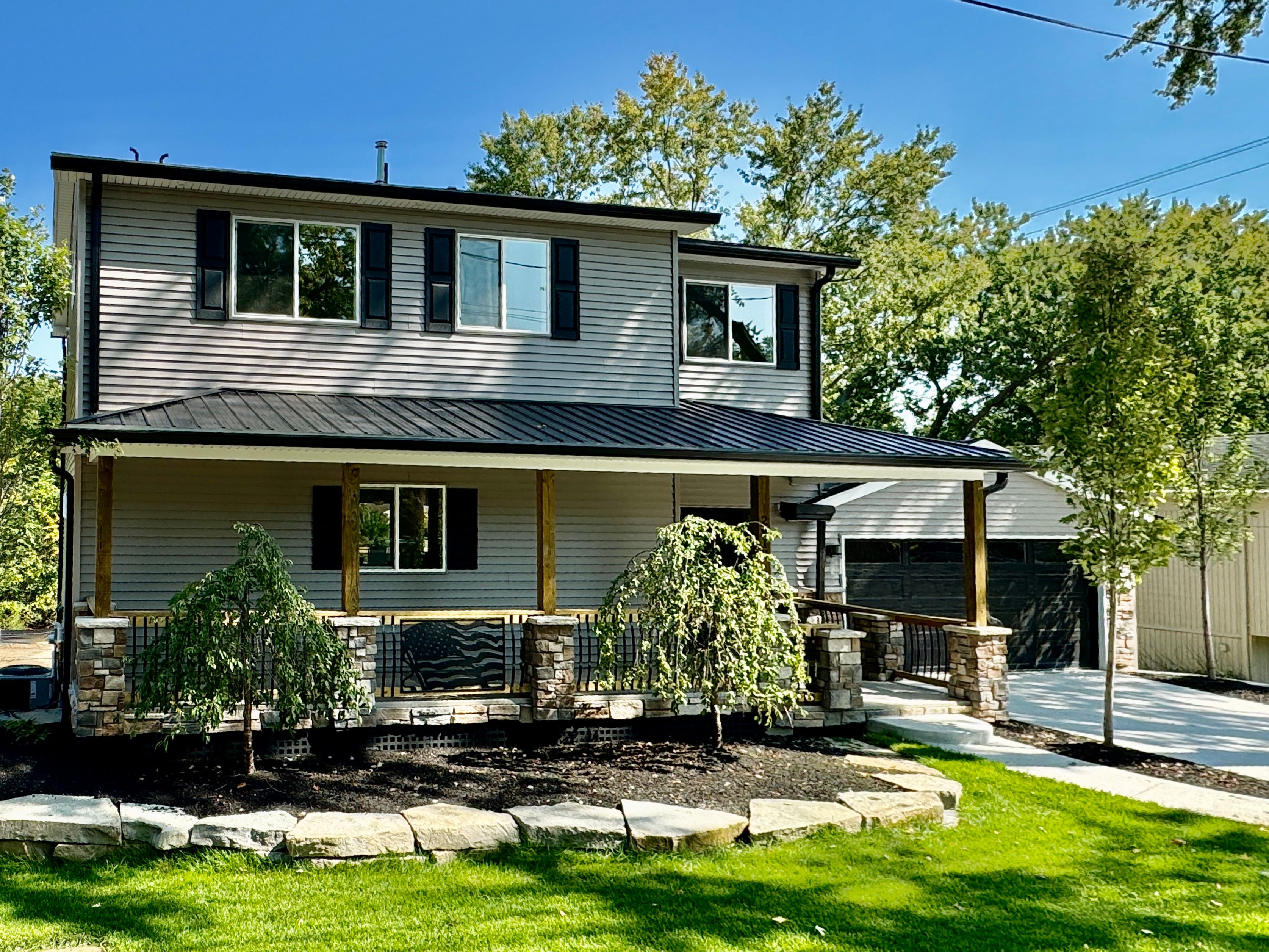 Rowan Blvd, Waterford, MI 48329