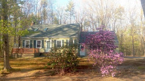 11 Gloria Street, Gorham, ME, 04038 | Card Image